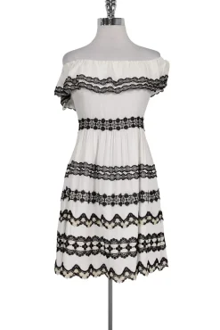 Alice & Olivia - Off-the-Shoulder White Embroidered Dress Sz 2