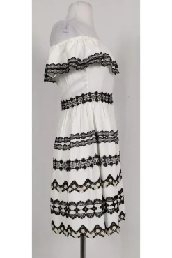 Alice & Olivia - Off-the-Shoulder White Embroidered Dress Sz 2