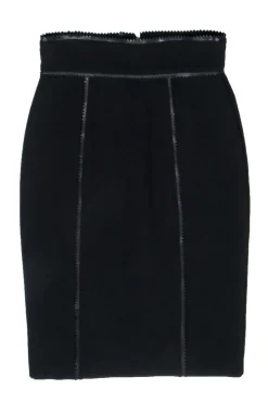 Burberry - Black Pencil Skirt w/ Scalloped Edges Sz 6