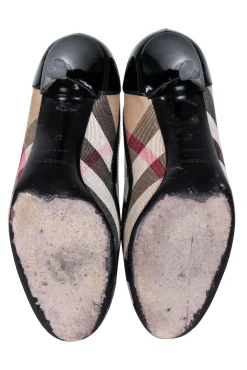 Burberry - Black, White, & Beige Plaid w/ Patent Leather Trim Detail Heels Sz 7