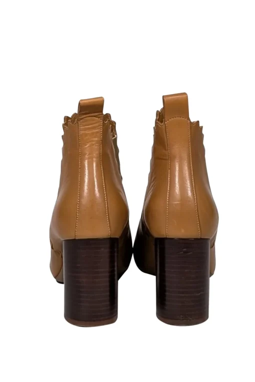 Chloe - Tan Leather Scalloped Trim Chelsea Short Boots Sz 8.5