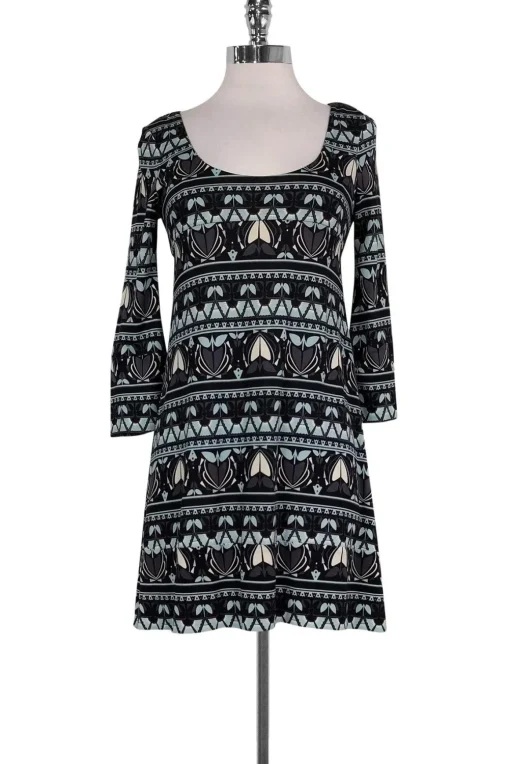 Diane von Furstenberg - Blue Floral Print Shift Sz 2