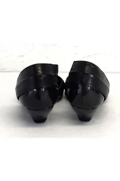 Elisanero - Black Leather Pointed Toe Low Heels Sz 6.5