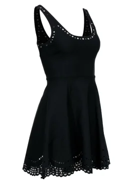 Elizabeth & James - Black Sleeveless Laser Cut Print Mini Dress Sz 6