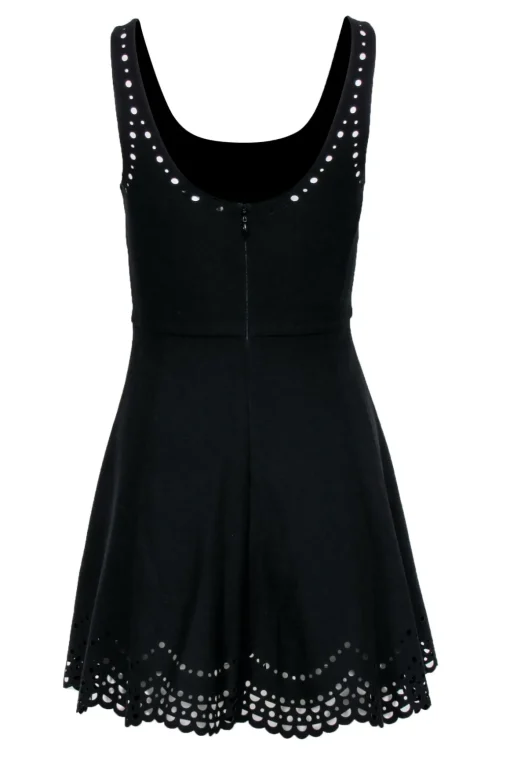 Elizabeth & James - Black Sleeveless Laser Cut Print Mini Dress Sz 6