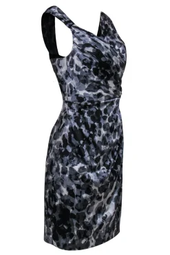 Kay Unger - Grey, Black & White Printed Ruched Silk Sheath Dress Sz 4