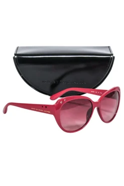 Marc by Marc Jacobs - Dark Pink Rounded Star Cut Out Sunglasses