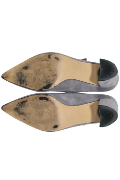 Marc Fisher - Grey Suede Mary-Jane Pumps w/ Buckle Closure Sz 7.5