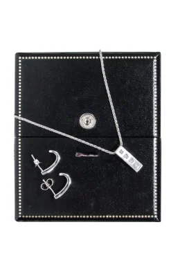 No Label - 14k White Gold Necklace & Earring Set
