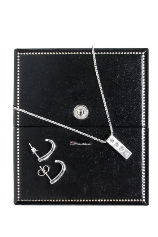 No Label - 14k White Gold Necklace & Earring Set