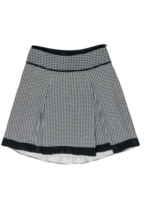 Sportmax - Black & Cream Hounds Tooth Pleated Skirt Sz S