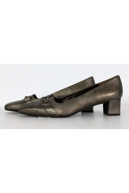 Stuart Weitzman - Silver Square Toe Heels Sz 7.5