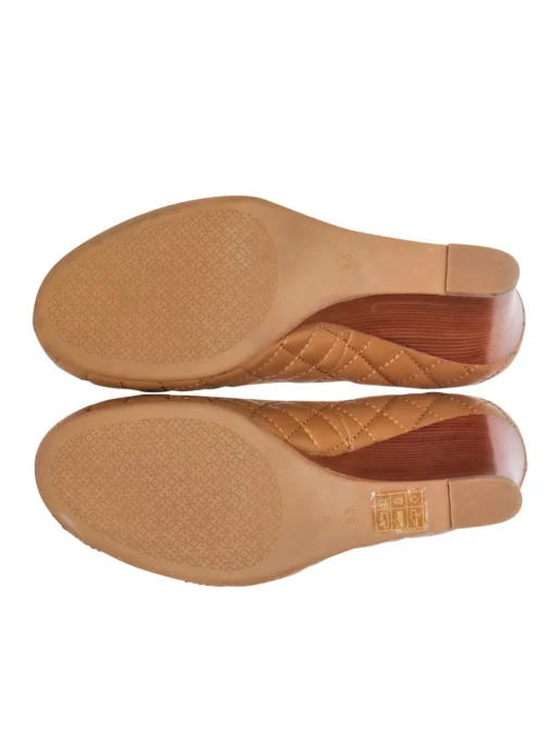 Tory Burch - Camel Quilter Leather Wedges w/ Classic T-Logo Sz 8.5