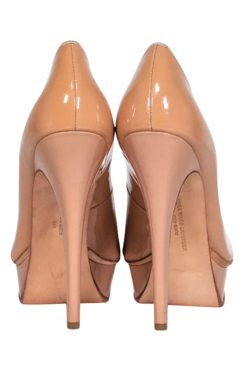 Vera Wang Lavender Label - Nude Patent Leather Platform Pumps Sz 6.5